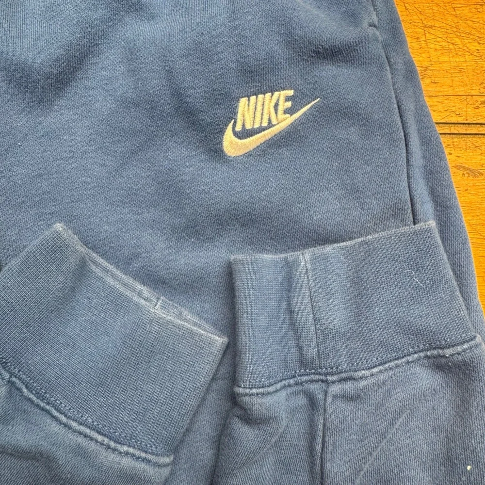 Nike Sportswear Club Fleece Joggers Blue Sweatpants‎ Mens XS Embroidered Logo